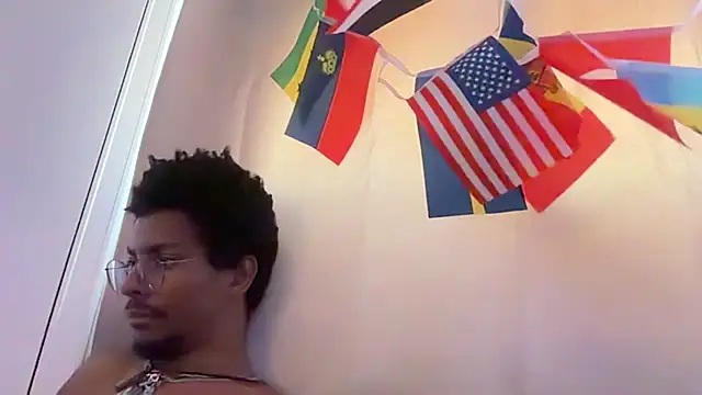 HoleBreeder Chat XXX live