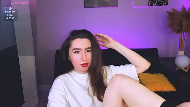 Lily_xBabe 即時 XXX 聊天