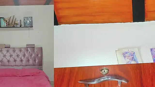 sharlotte_funny Adlı Modelin Canlı XXX Sohbeti