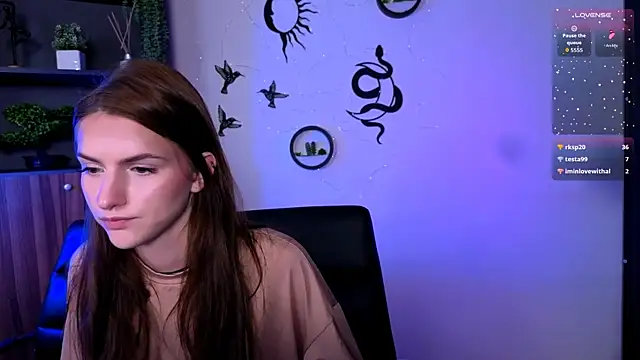 monica_xcx: απευθείας συνομιλία ΧΧΧ
