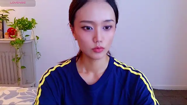yufenna XXX чат на живо