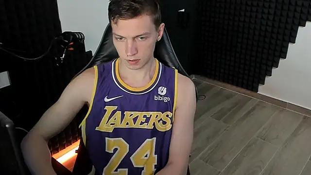 Chat XXX en directo de More_than_friend
