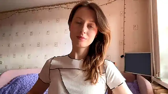 AlesiaGurevich Adlı Modelin Canlı XXX Sohbeti