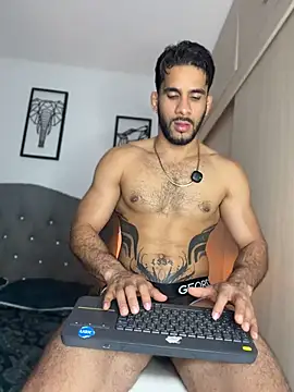 Chatroom XXX en direct de Maximiliano_ford
