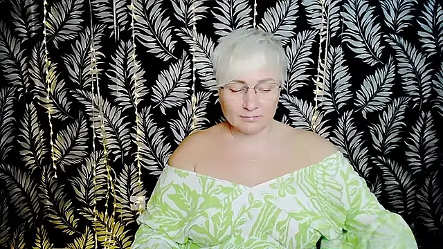 Chat +18 de Olivia_playful ao vivo