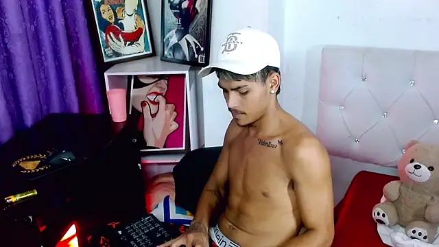 Angel_foxc13 Live XXX-chat
