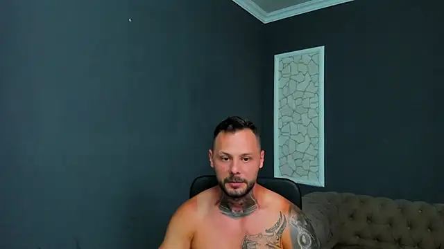 BrianHuntsn Live XXX chat