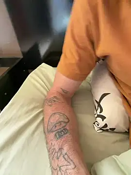 MeladoDiMel Adlı Modelin Canlı XXX Sohbeti