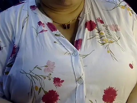 Soniya_Sha live XXX chat