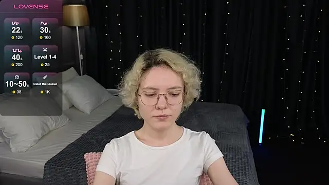 HottoKori Adlı Modelin Canlı XXX Sohbeti
