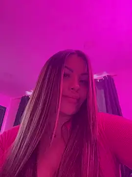 צ'אט XXX בשידור חי של sexyyykloee