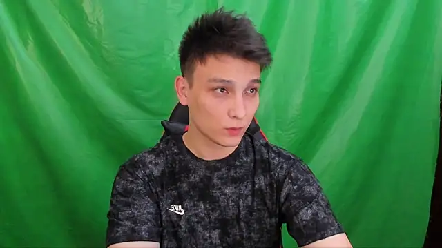 Justin_time111: онлайн-секс-чат
