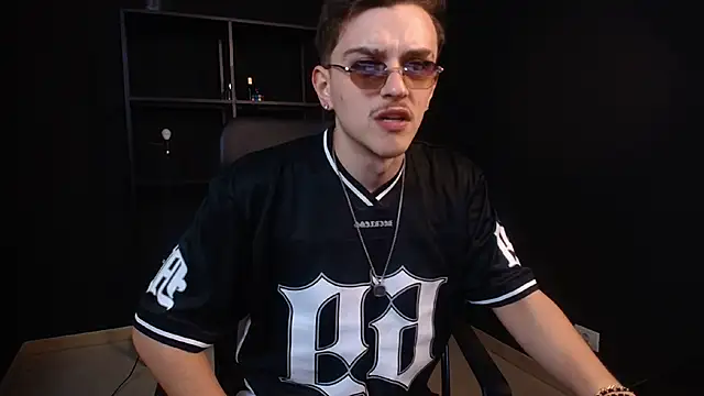 XXX chat uživo modela FelixStarkk