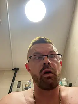 Sascha543211 Chat XXX in diretta