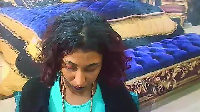IndianSexyButt Chat XXX in diretta