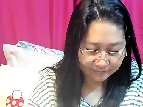 CHUBBY_ANGEL09's Live XXX Chat