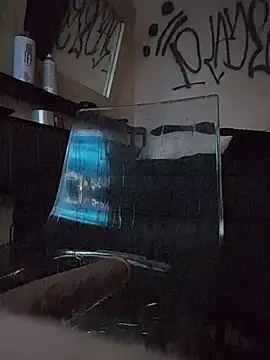 Cnutt310 élő XXX-chatje