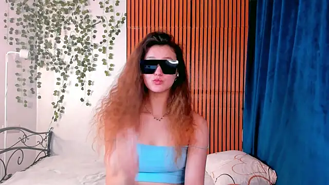 FoxFever's Live XXX Chat