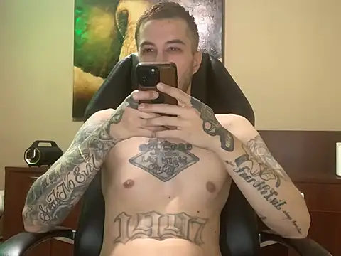 Chat XXX Live JuicyJoshy