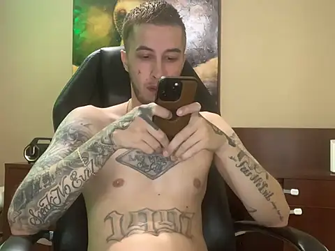 JuicyJoshy Live XXX Chat