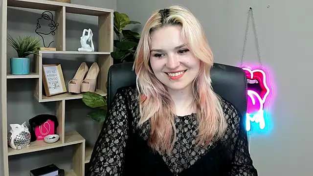 Chat XXX en directo de SweetLilyxo