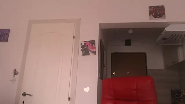 Chat +18 de simyhvn ao vivo