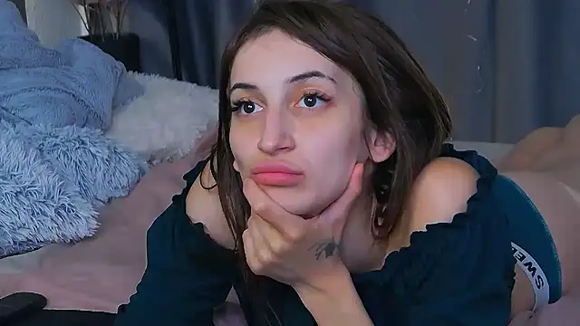 SofiaHill Chat XXX live