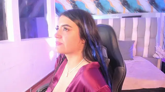 Chatroom XXX en direct de IsaDiiaz