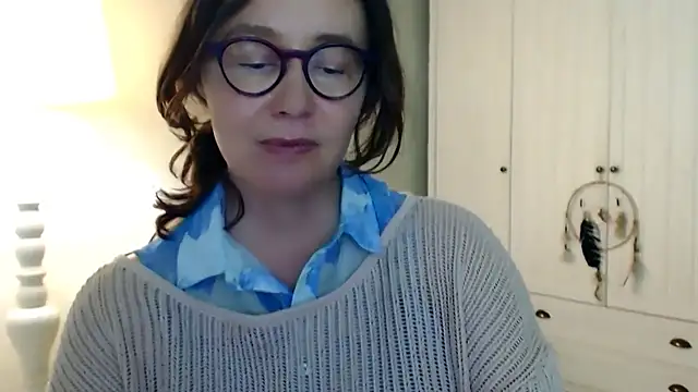 Онлайн чат XXX Muntthee