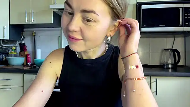 MartaLuna_'s Live XXX Chat