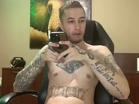 Chat XXX en directo de JuicyJoshy