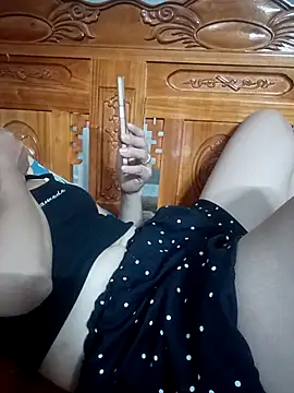 obhd87 Adlı Modelin Canlı XXX Sohbeti