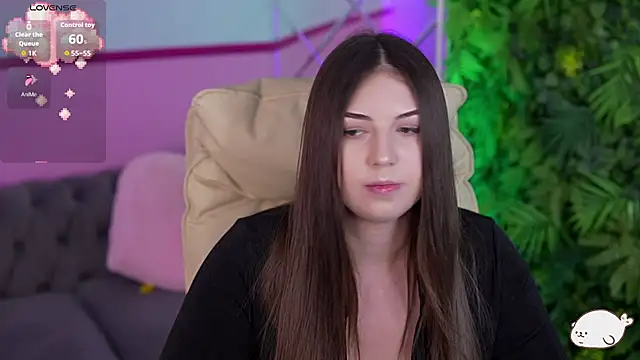 LindsyRawr Adlı Modelin Canlı XXX Sohbeti