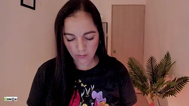 urcute_kitten's Live XXX Chat