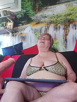QueenPammy1 Live XXX-chat