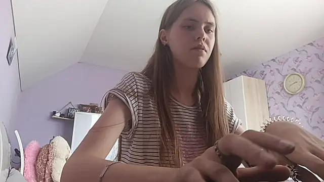 TabithaKorey – Naživo XXX chat