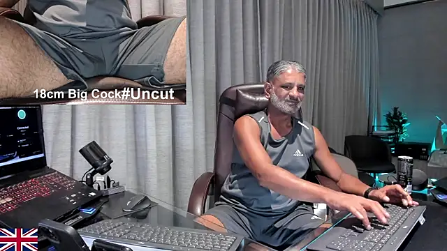 OnlineBossUK – Naživo XXX chat