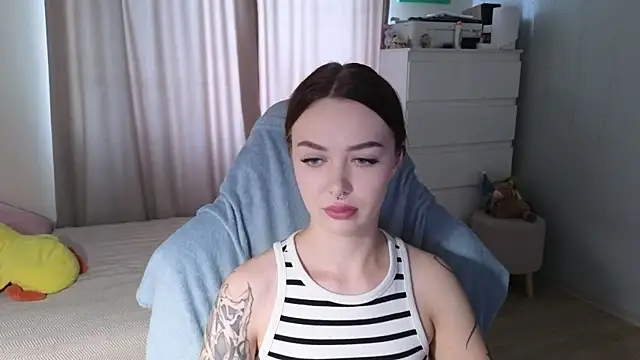 Chat XXX en directo de kate_leoo