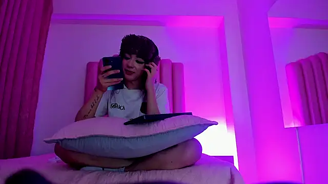 Lana_fox01 Adlı Modelin Canlı XXX Sohbeti