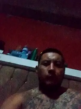 uncutlati Webcam show