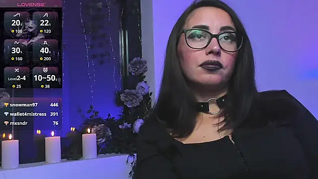 دردشة RitaSonnet الجنسية المباشرة