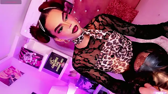 Czat XXX na żywo – Diiva_Smiith