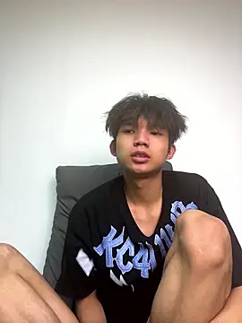 -OvO-'s Live XXX Chat