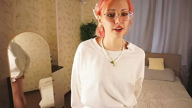 ErmelindaRottner's Live XXX Chat
