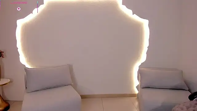 VeronicaBlue XXX чат на живо