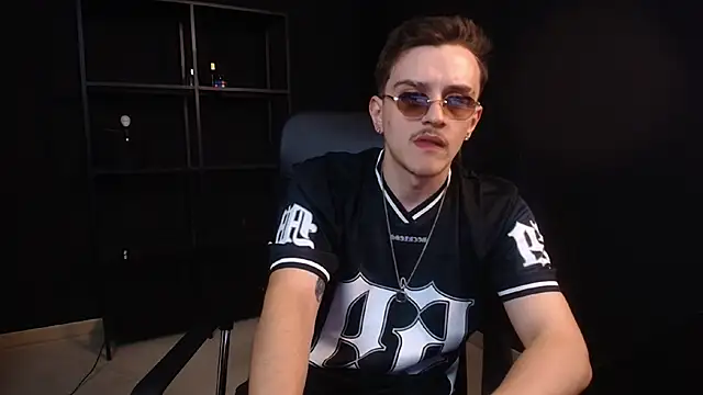 FelixStarkk Live XXX-chat