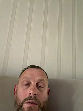 Frosl Chat XXX live