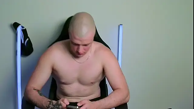 Bigbaald Adlı Modelin Canlı XXX Sohbeti