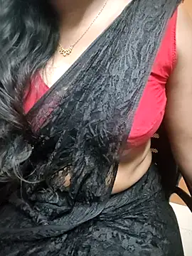 Chat +18 de Tamilmallu-duskygirl03 ao vivo