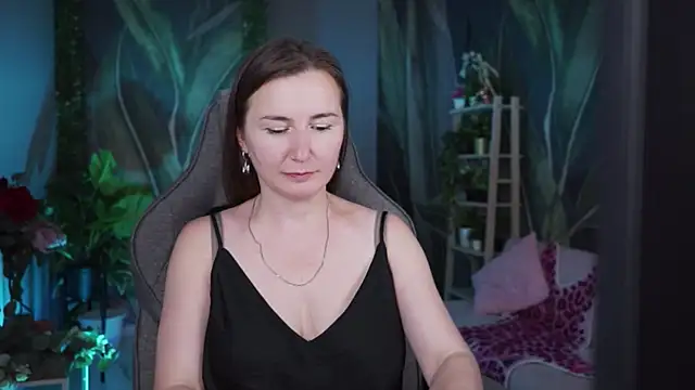 Golden_Dragon Live XXX Chat